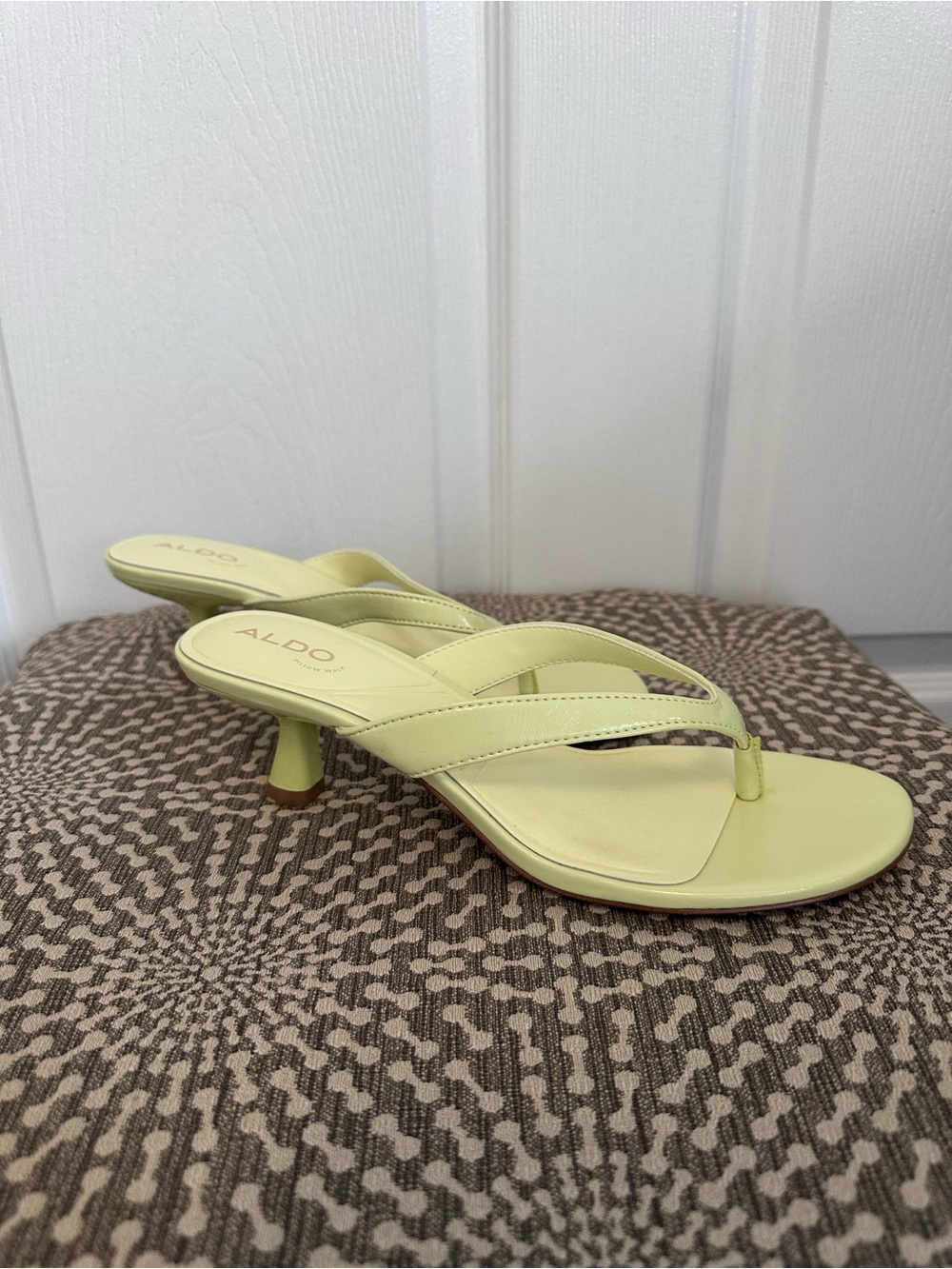 ALDO Lemon Green Thong Kitten Heel Sandals